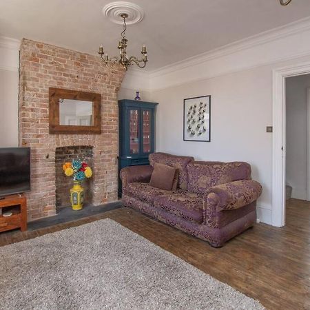Stunning Large Victorian Maisonette With Sea View Дийл Екстериор снимка