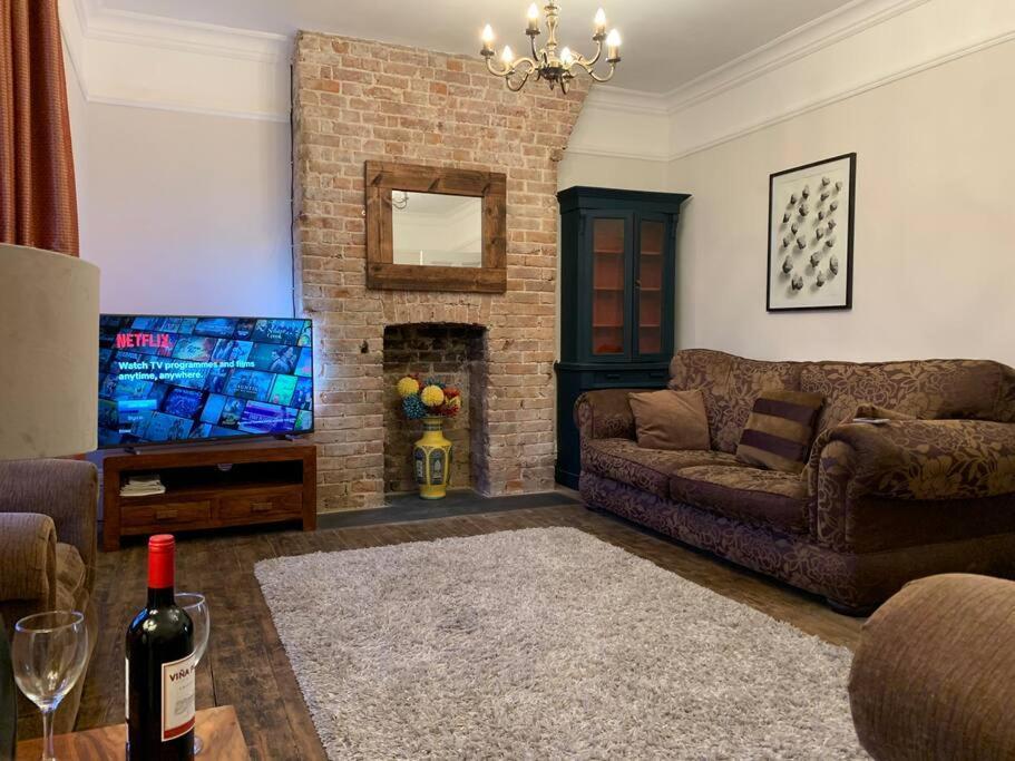 Stunning Large Victorian Maisonette With Sea View Дийл Екстериор снимка